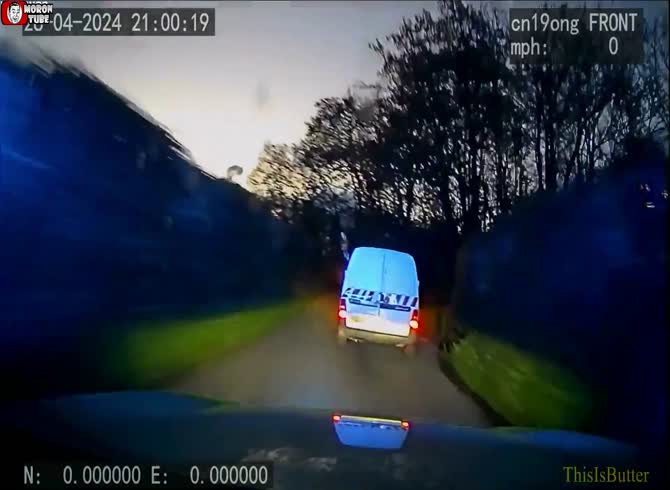 Video :To slow down the cops, a fugitive tosses a refrigerator on the road